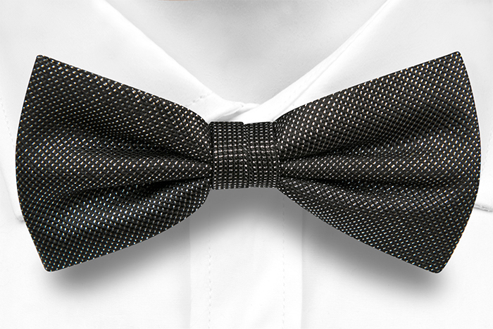 GNISTRANDE BLACK gebundene Fliege