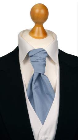SOLID Light blue gebundene Plastron