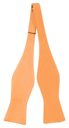 SATIN PEACH ungebundene Fliege