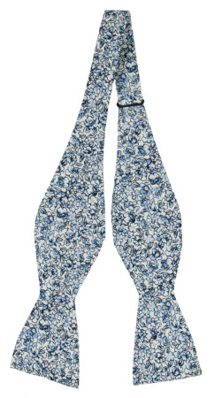 WEDDINGBELLS BLUE ungebundene Fliege