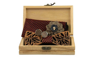 WOODEN Red Cross gebundene Fliege