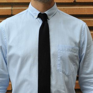 Blaue Krawatte zu hellblauem Hemd